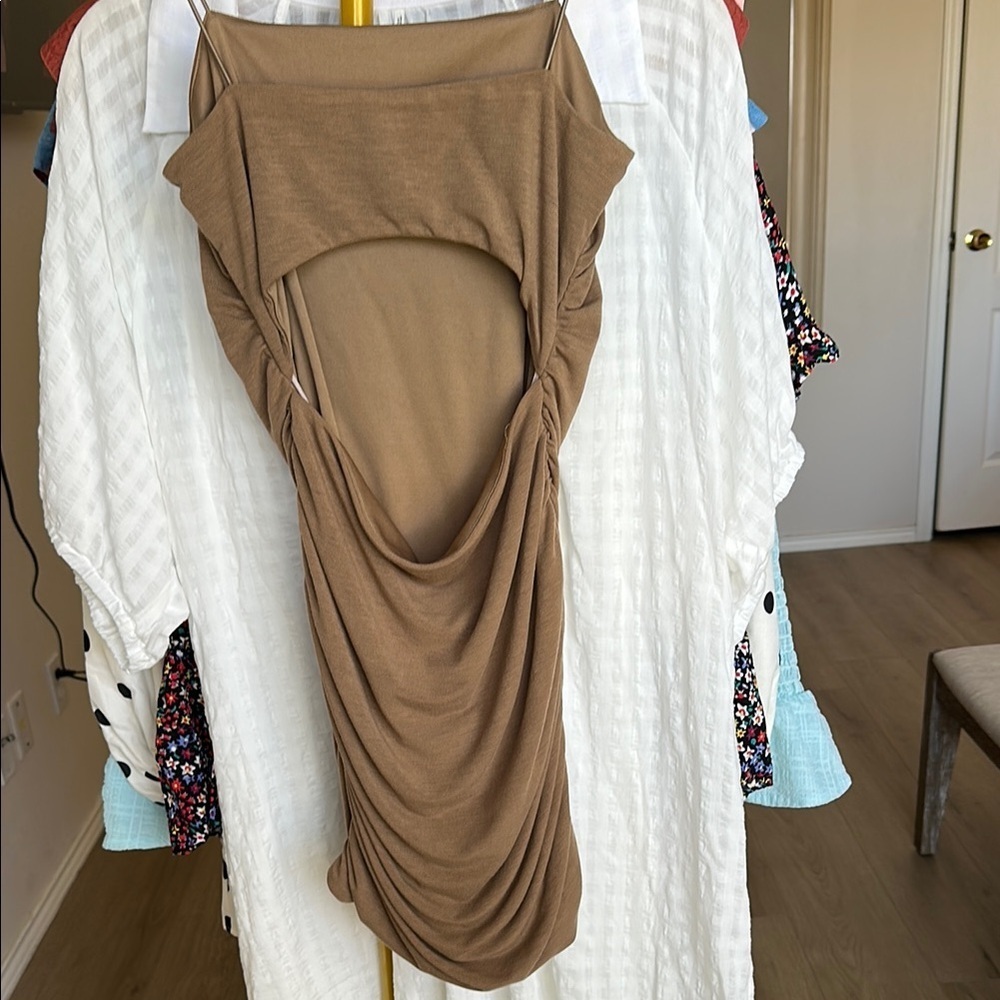 Elegant Tan Mini Dress - Picture 3 of 4